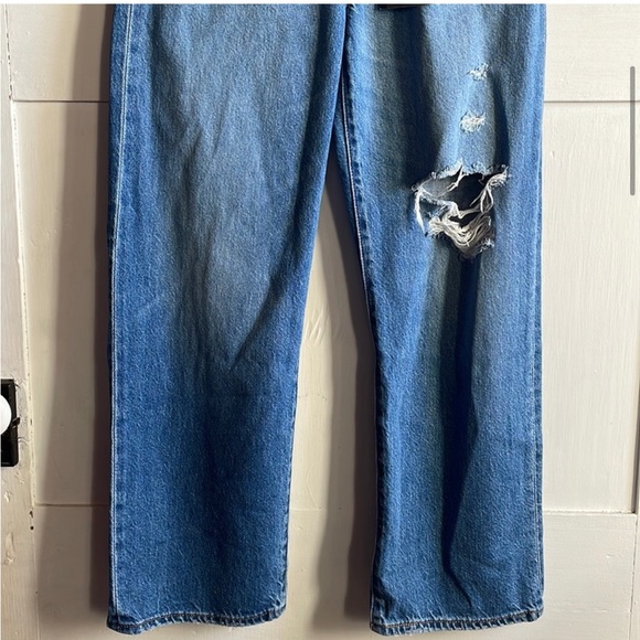 Levi’s Ribcage Straight Jeans - Picture 4 of 12